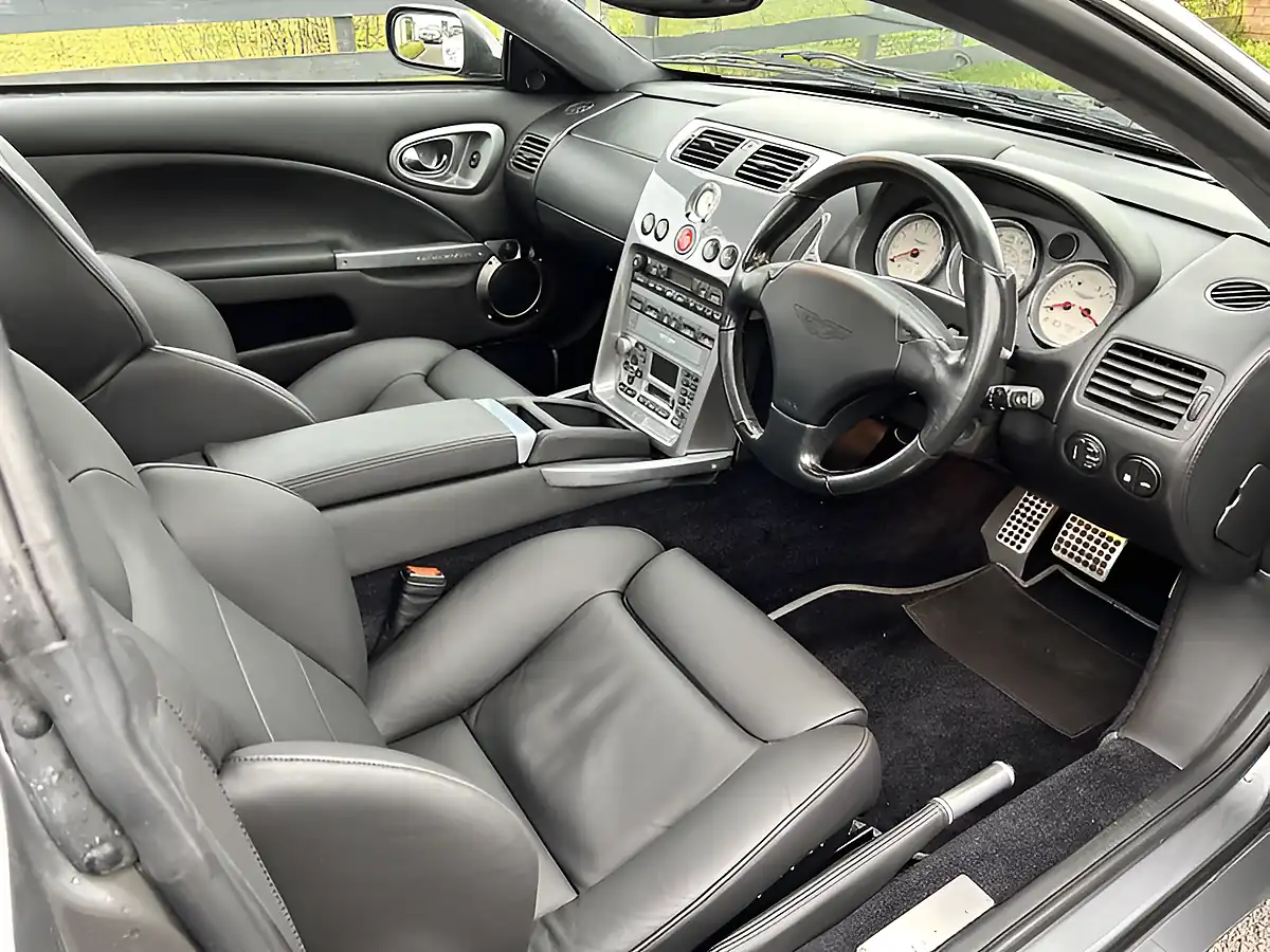 Used 2003 Aston Martin Vanquish Grey - Interior and Exterior details 12