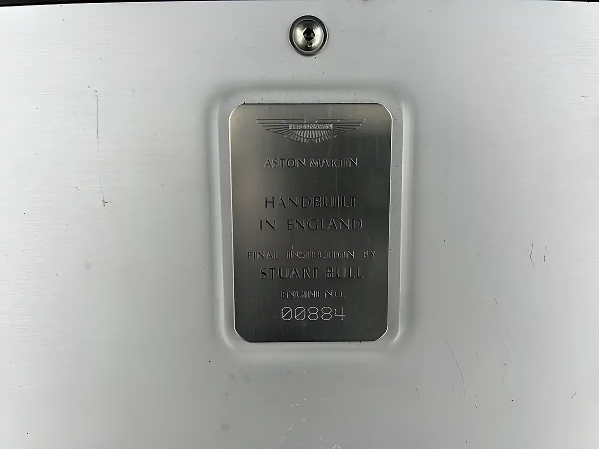 Used 2003 Aston Martin Vanquish Grey - Interior and Exterior details 20