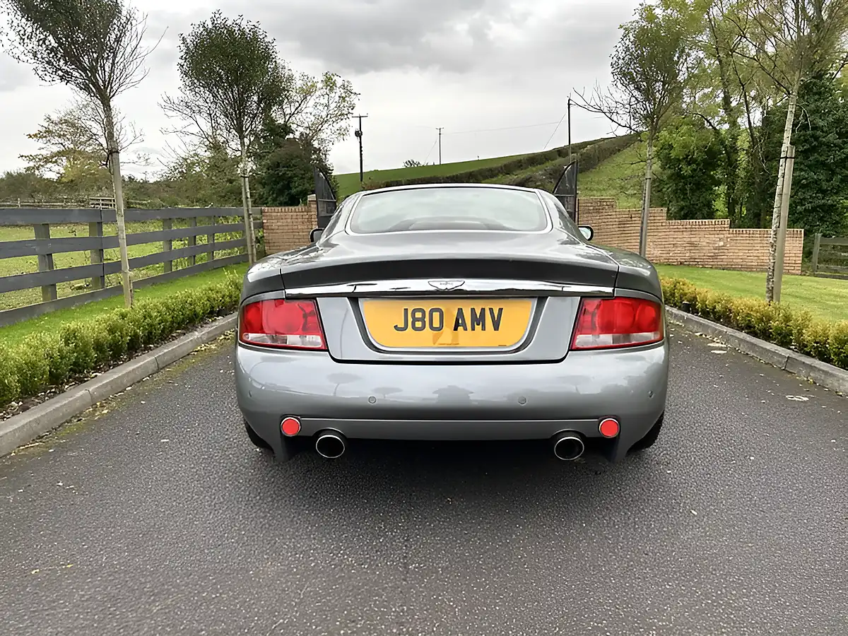 Used 2003 Aston Martin Vanquish Grey - Interior and Exterior details 9