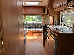 Used 2003 Bessacarr E425 White - Interior and Exterior details 15