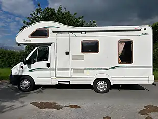 Used 2003 Bessacarr E425 White - Interior and Exterior details 3