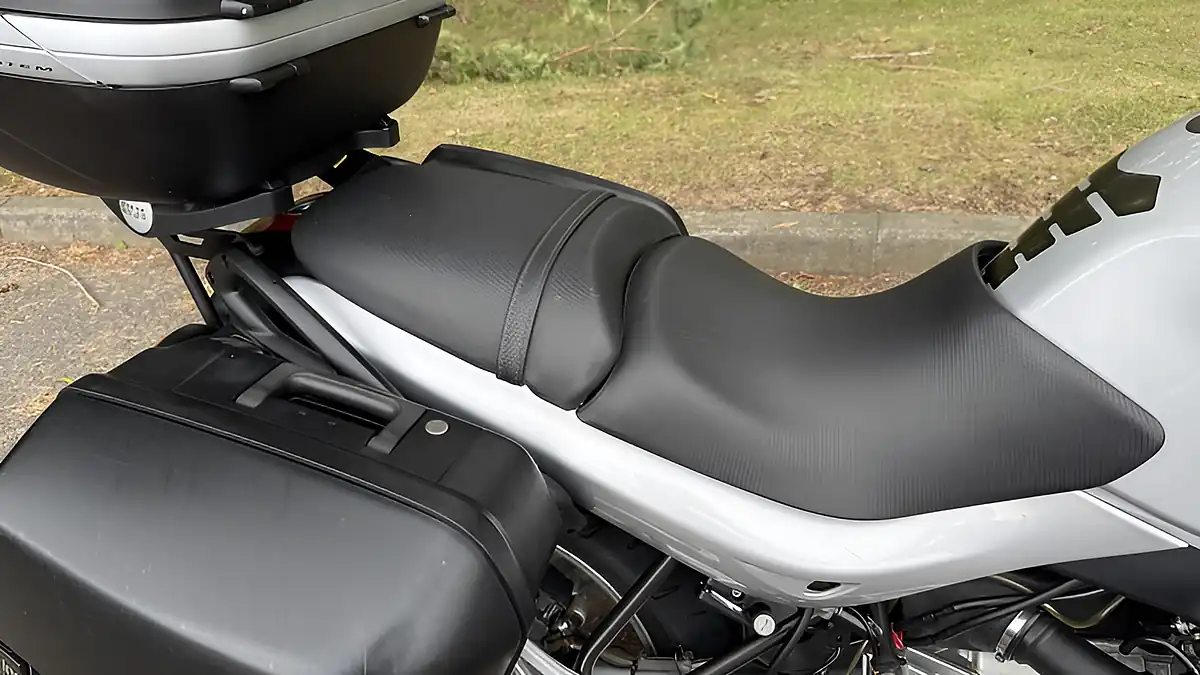 Used 2003 BMW R850R Silver - Interior and Exterior details 11