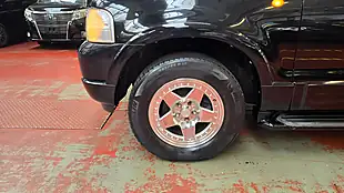 Used 2003 Ford Explorer Eddie Bauer Black - Interior and Exterior details 17
