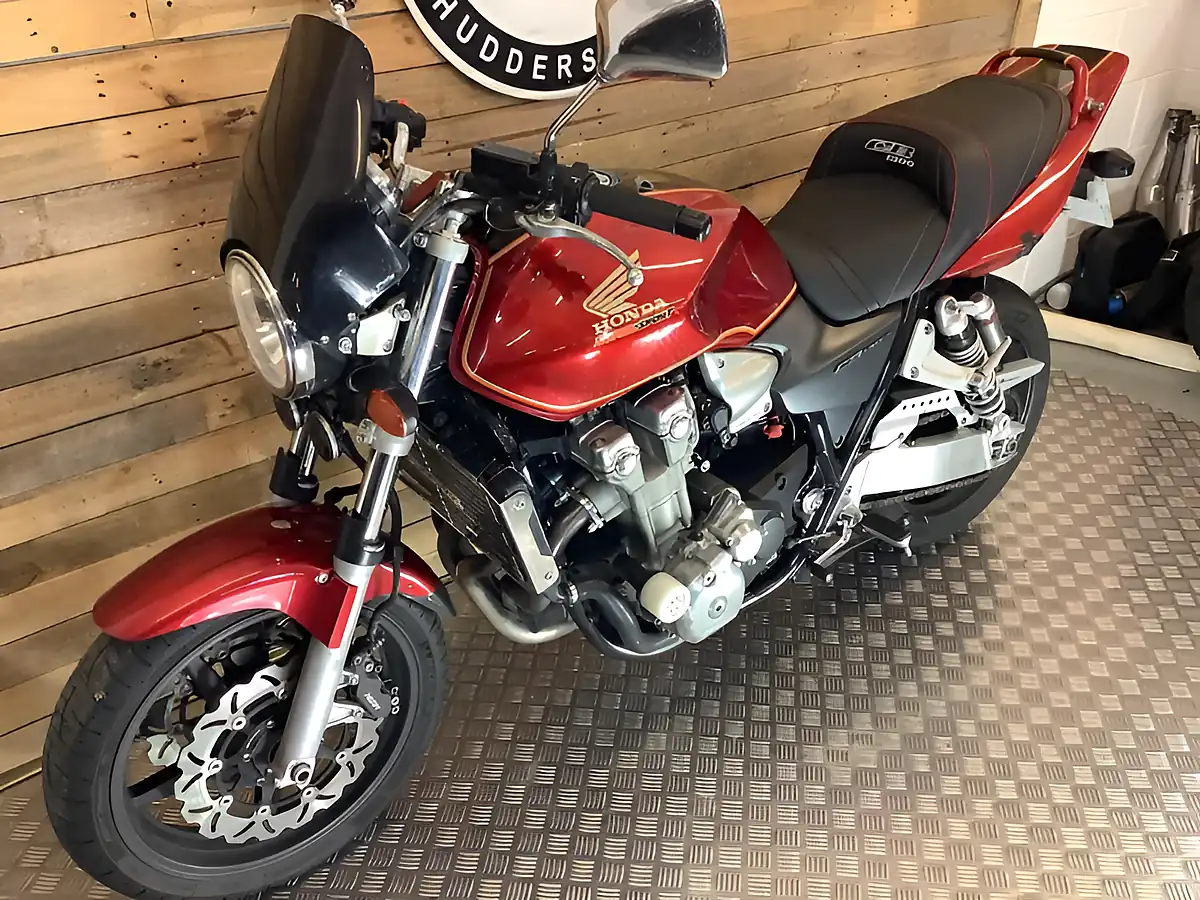 Used 2003 Honda Cb - Interior and Exterior details 3