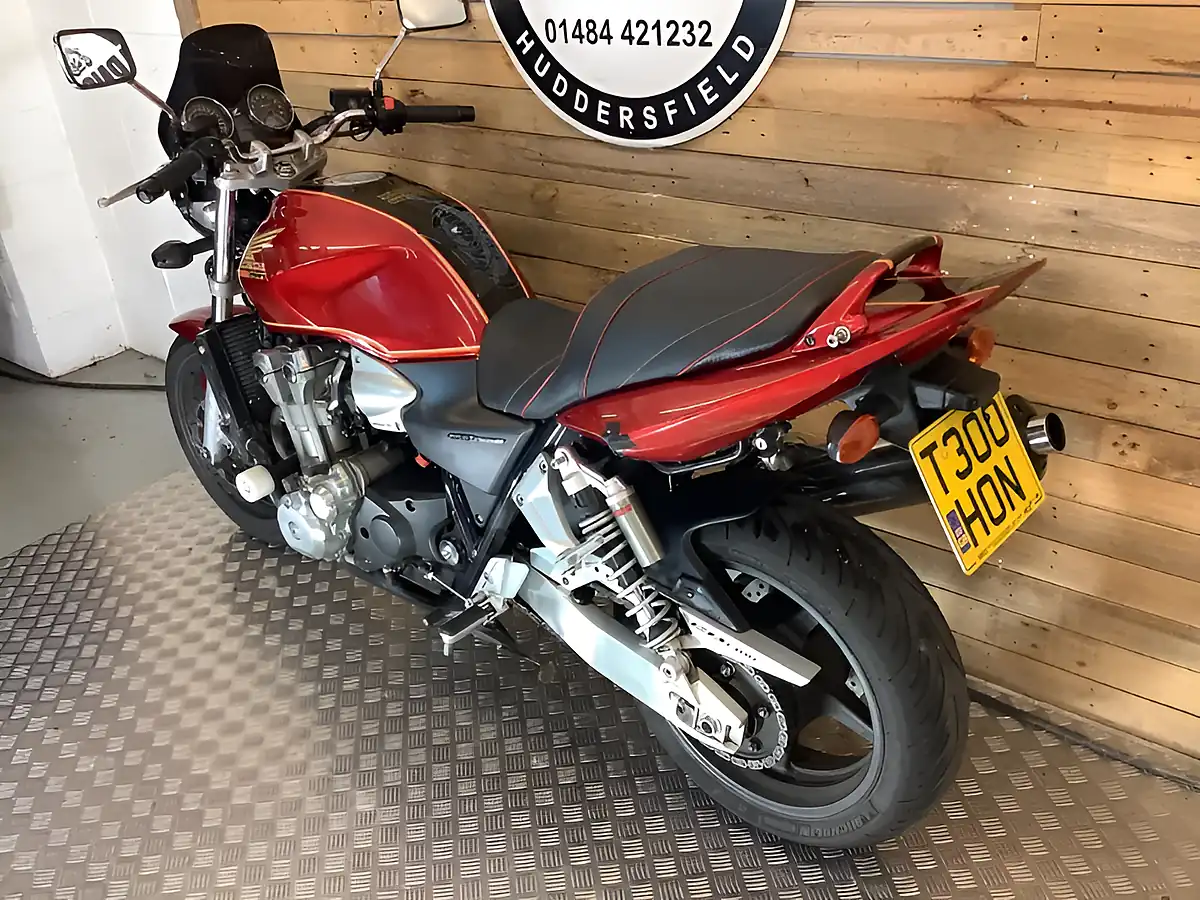 Used 2003 Honda Cb - Interior and Exterior details 6