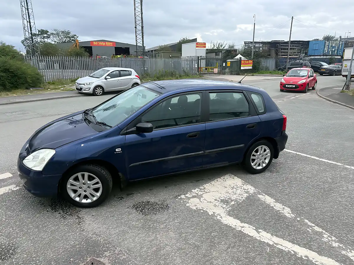 Used 2003 Honda Civic S - Interior and Exterior details 3