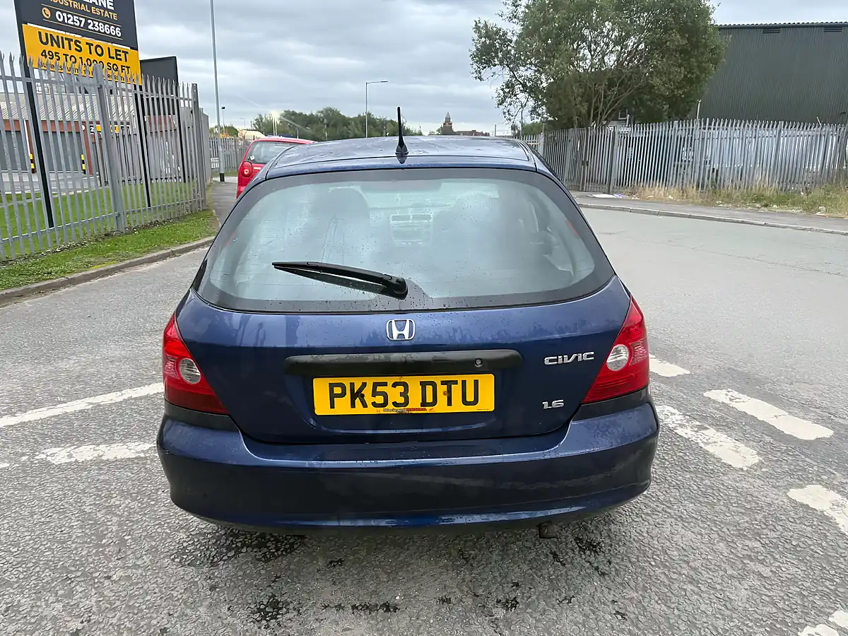 Used 2003 Honda Civic S - Interior and Exterior details 4