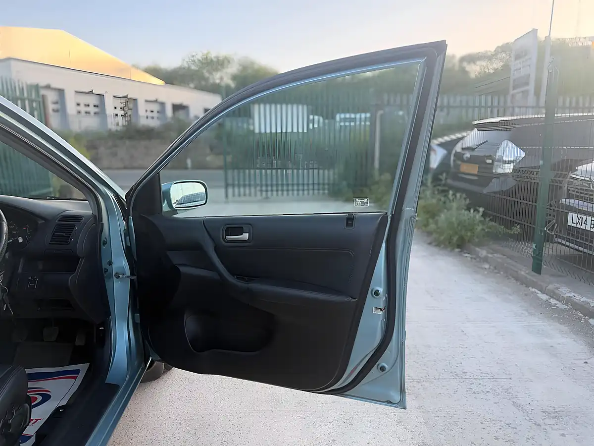 Used 2003 Honda Civic Se Executive Green - Interior and Exterior details 12