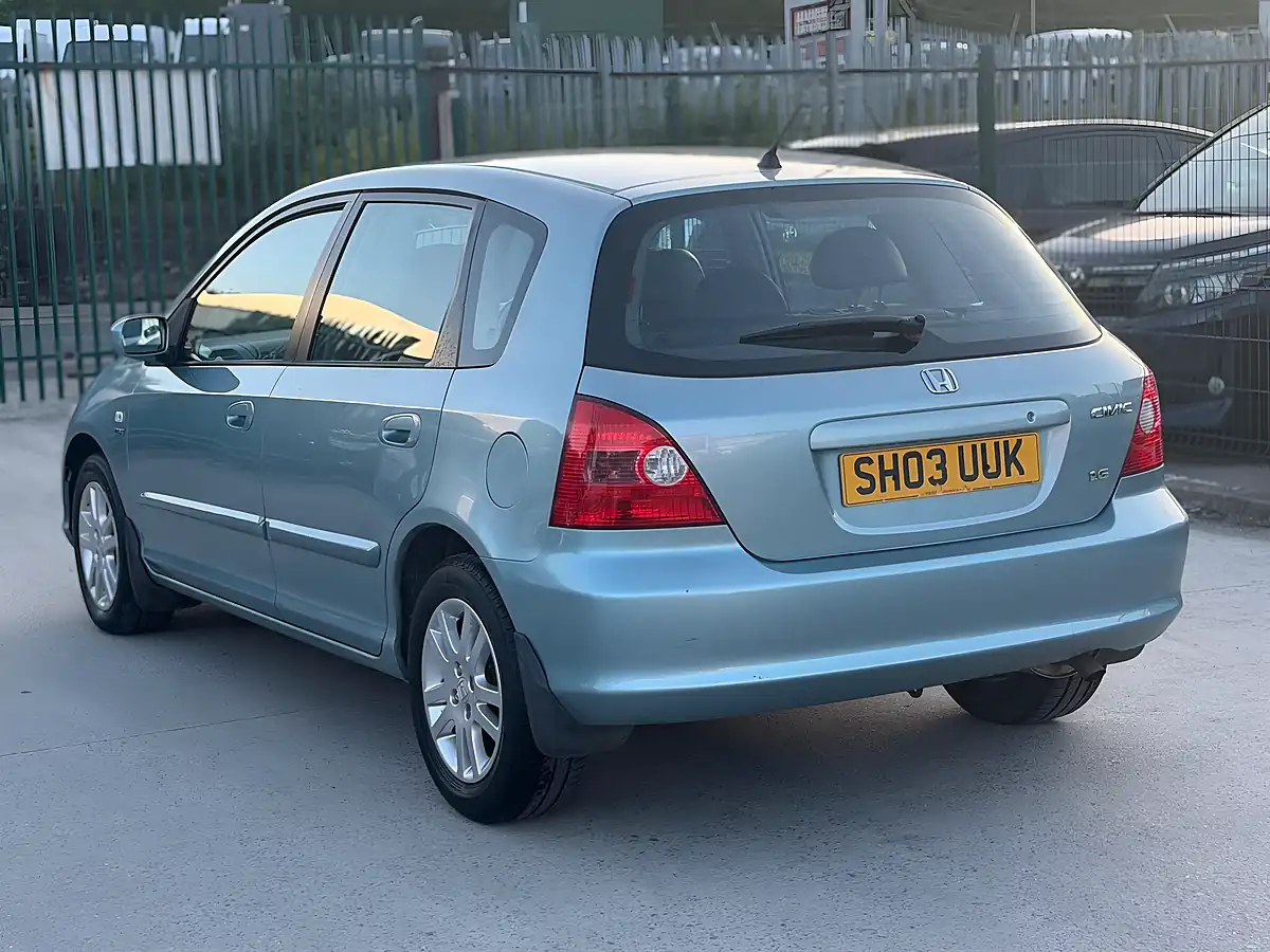 Used 2003 Honda Civic Se Executive Green - Interior and Exterior details 6