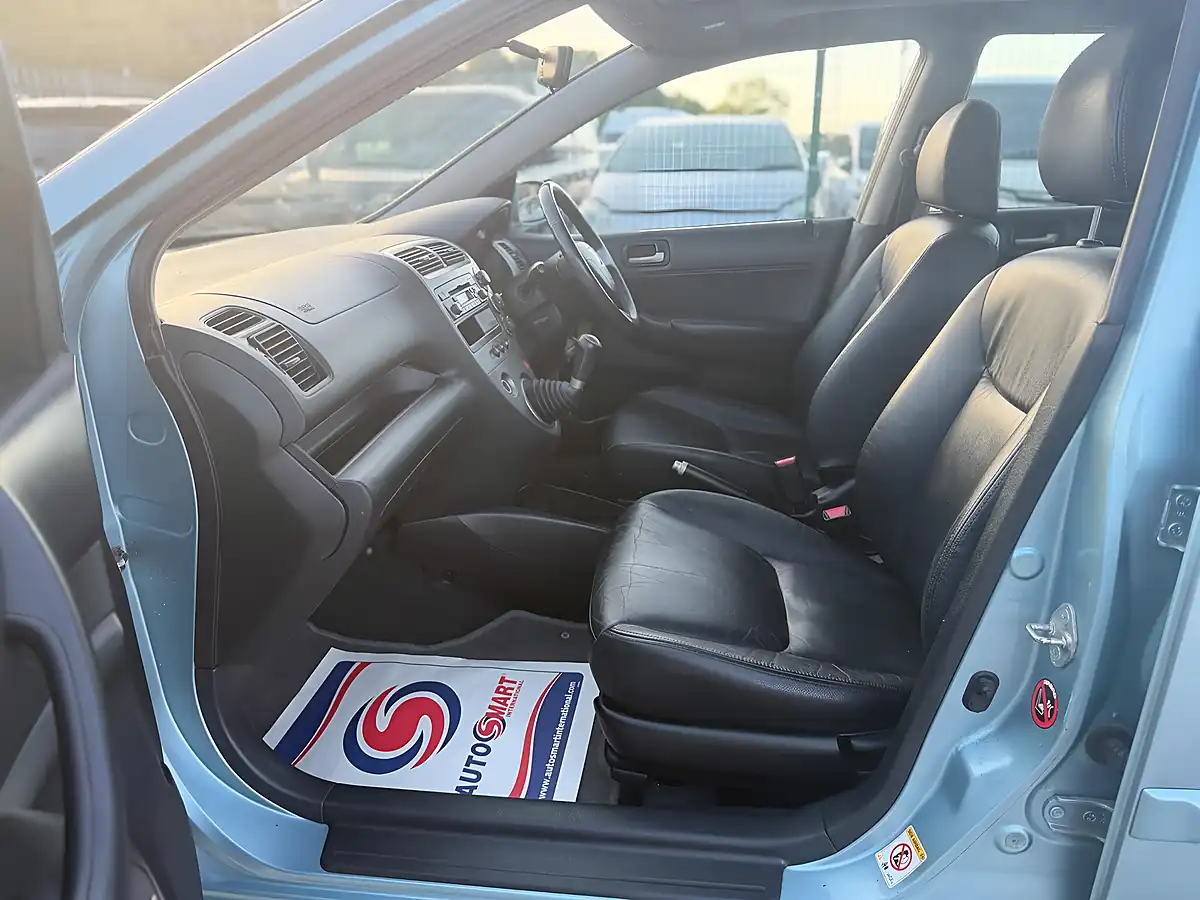 Used 2003 Honda Civic Se Executive Green - Interior and Exterior details 9