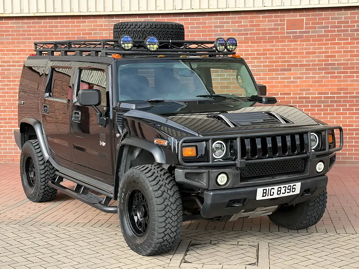 Used 2003 Hummer H2 Luxury Black - Interior and Exterior details 10