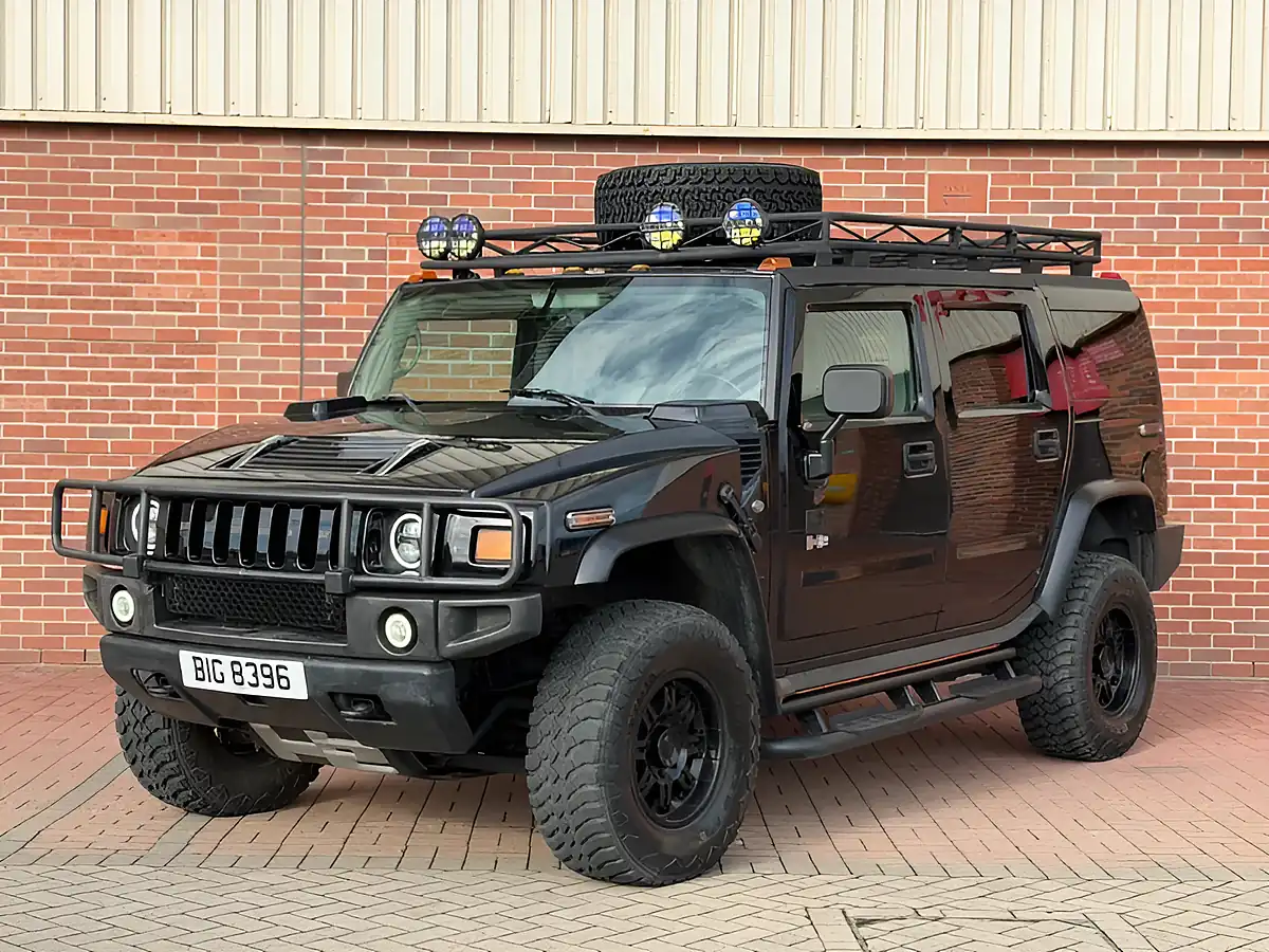 Used 2003 Hummer H2 Luxury Black - Interior and Exterior details 15