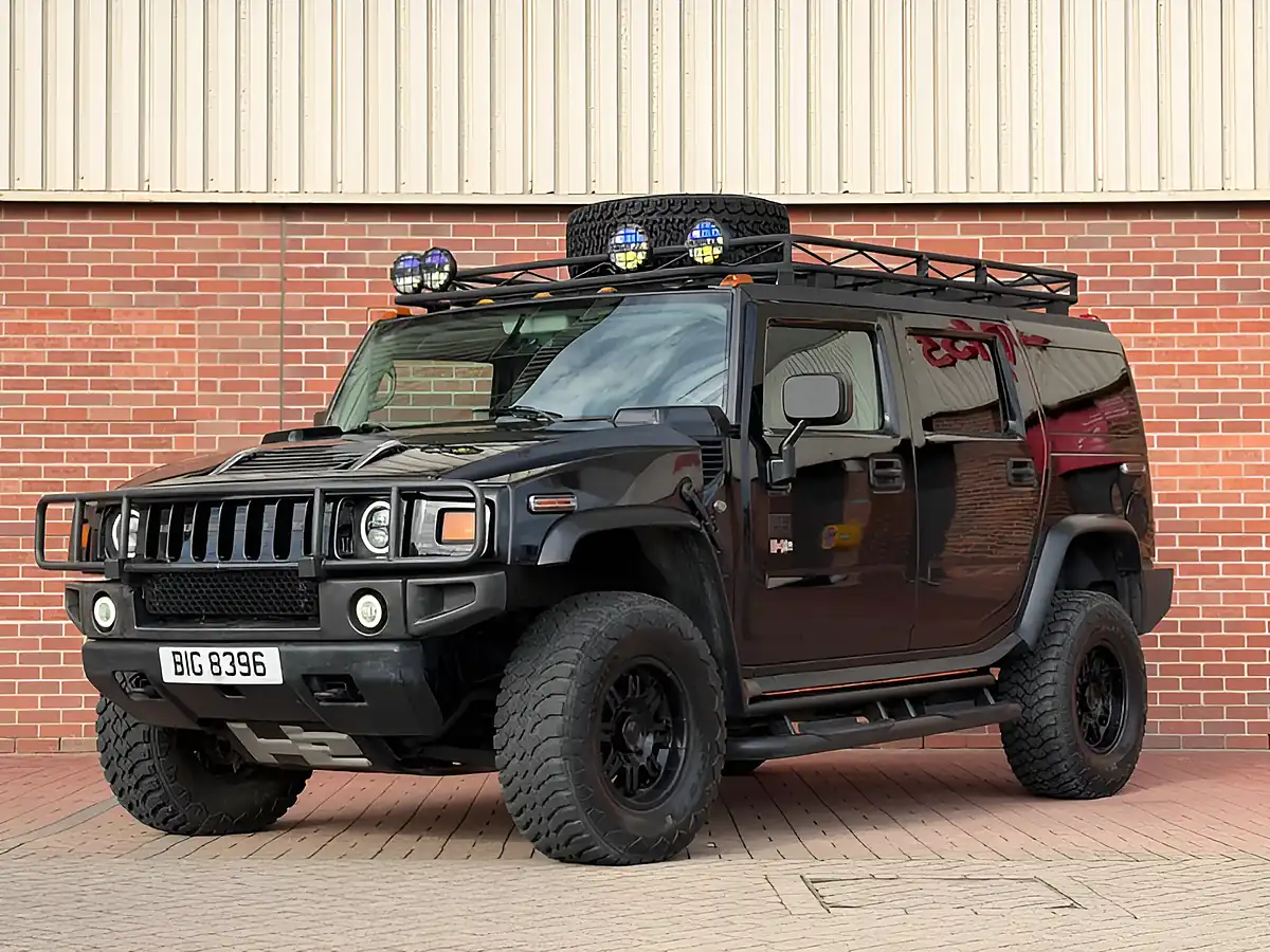 Used 2003 Hummer H2 Luxury Black - Interior and Exterior details 16