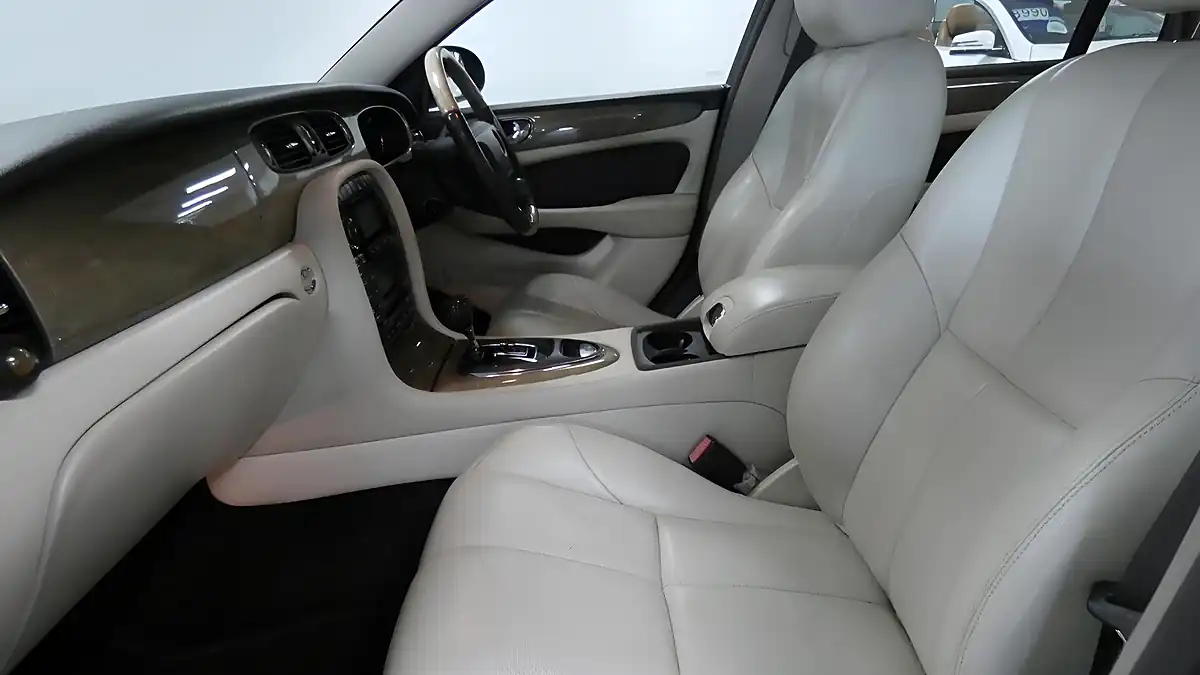 Used 2003 Jaguar Xj XJ6 Sport Blue - Interior and Exterior details 7