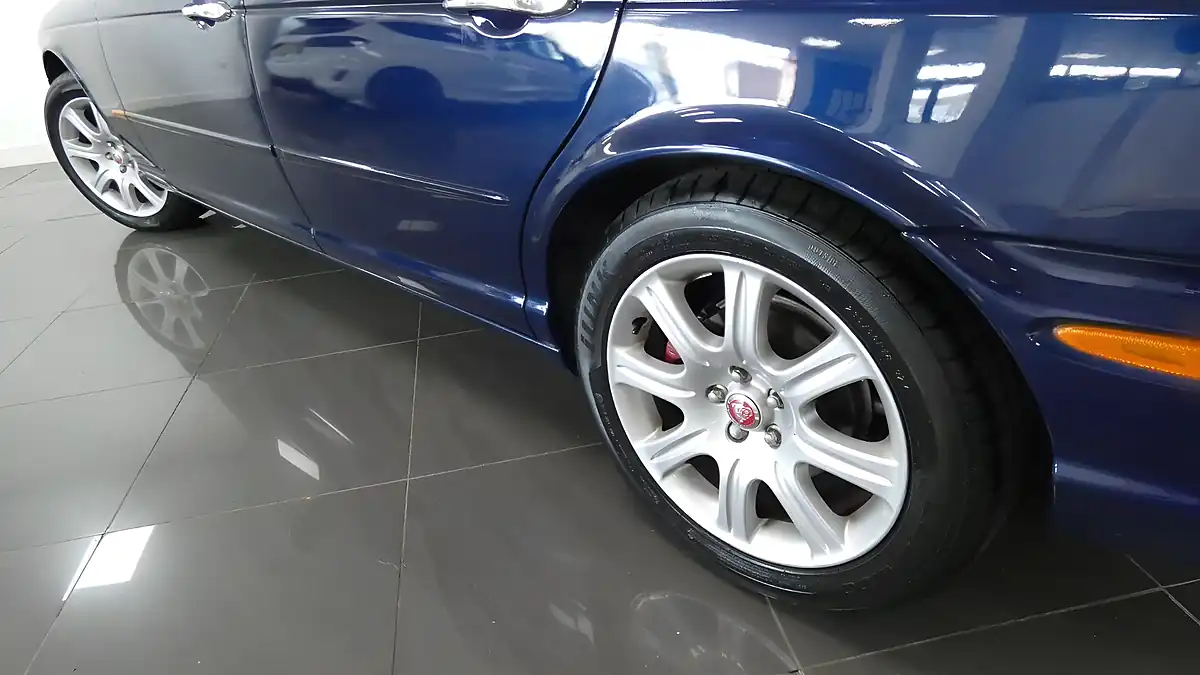 Used 2003 Jaguar Xj XJ6 Sport Blue - Interior and Exterior details 9