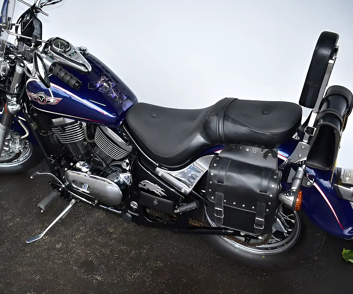 Used 2003 Kawasaki Vn 800 Classic Blue - Interior and Exterior details 6