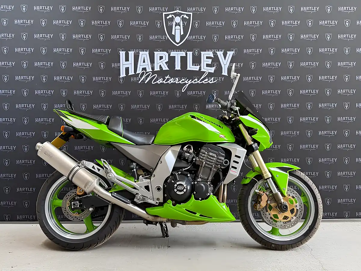 Used 2003 Kawasaki Z1000 Lime Green - Front View