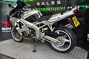 Used 2003 Kawasaki ZX636-R Silver - Interior and Exterior details 17