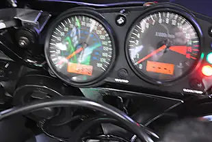 Used 2003 Kawasaki ZX636-R Silver - Interior and Exterior details 9