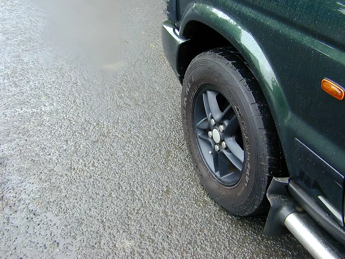 Used 2003 Land Rover Discovery Hse Epson Green Metallic - Interior and Exterior details 11