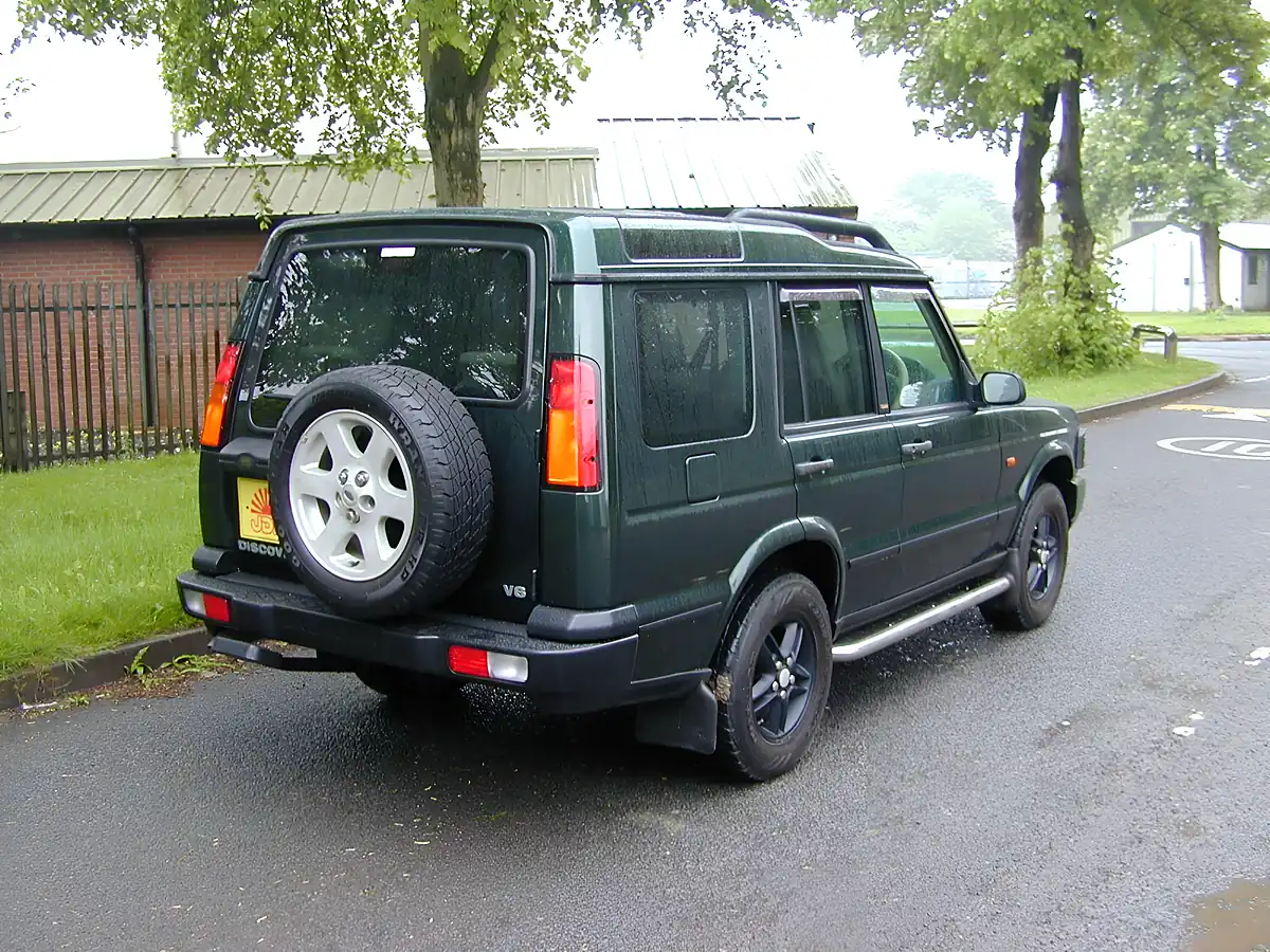 Used 2003 Land Rover Discovery Hse Epson Green Metallic - Interior and Exterior details 3