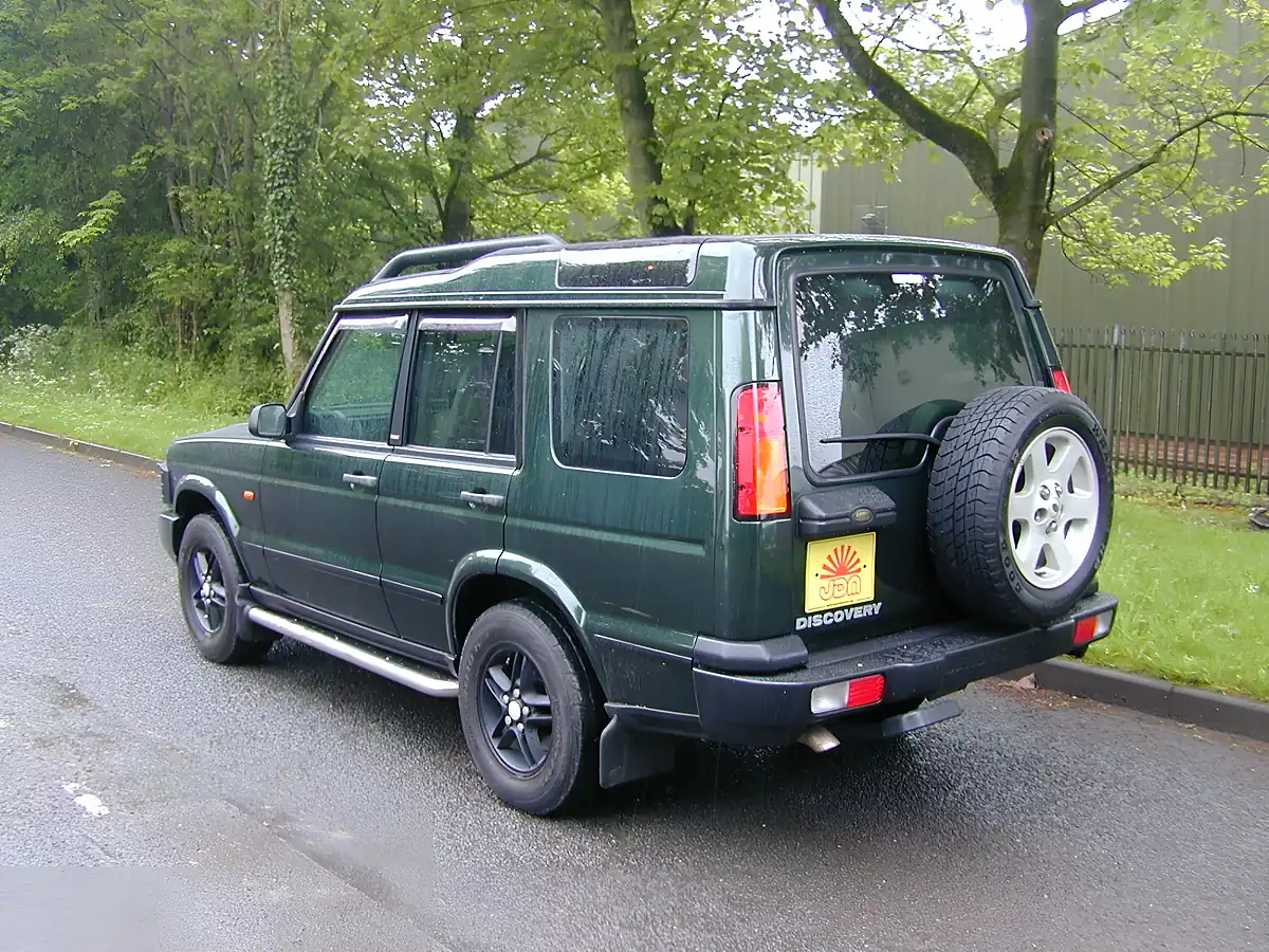 Used 2003 Land Rover Discovery Hse Epson Green Metallic - Interior and Exterior details 8
