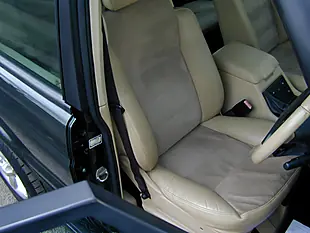 Used 2003 Land Rover Discovery Hse Green - Interior and Exterior details 14