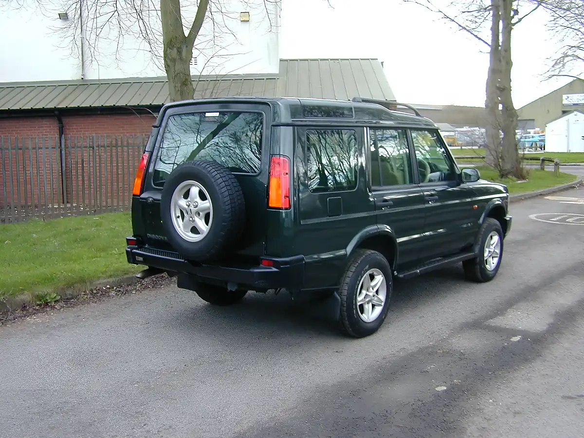 Used 2003 Land Rover Discovery Hse Green - Interior and Exterior details 3