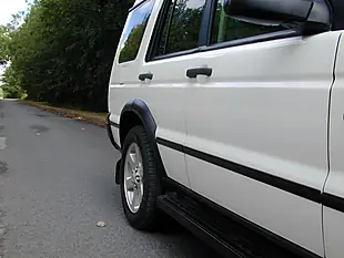 Used 2003 Land Rover Discovery Hse White - Interior and Exterior details 10