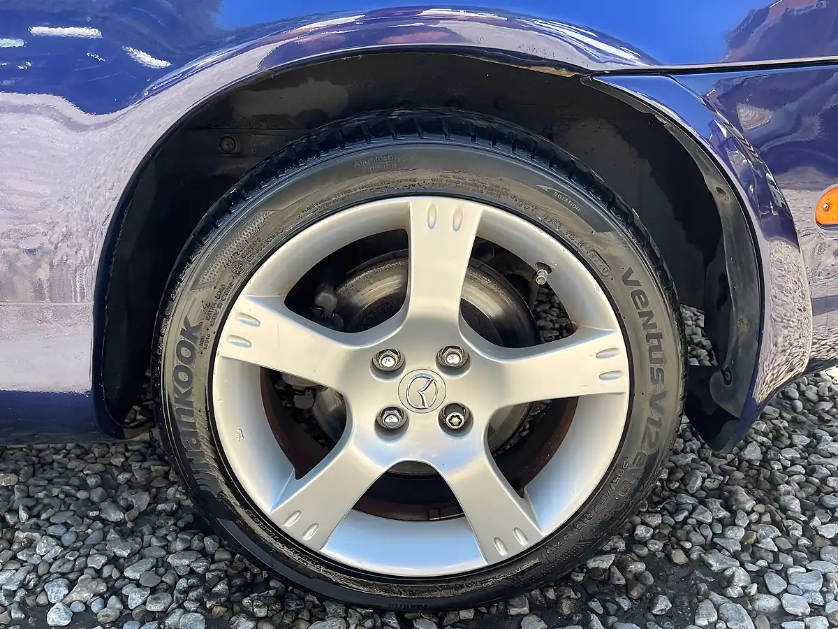 Used 2003 Mazda MX-5 Nevada Blue - Interior and Exterior details 18