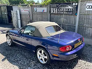 Used 2003 Mazda MX-5 Nevada Blue - Interior and Exterior details 5