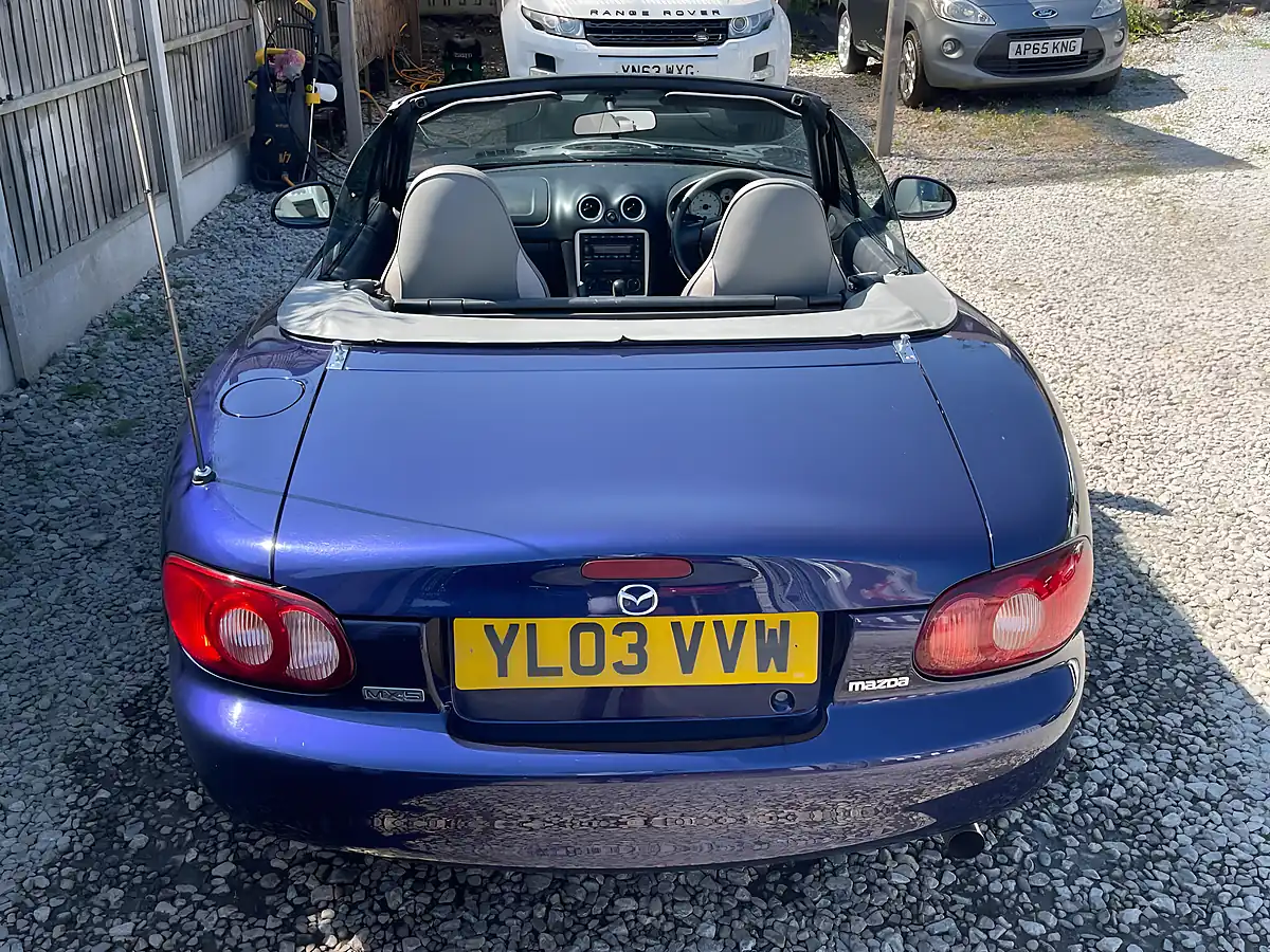 Used 2003 Mazda MX-5 Nevada Blue - Interior and Exterior details 6