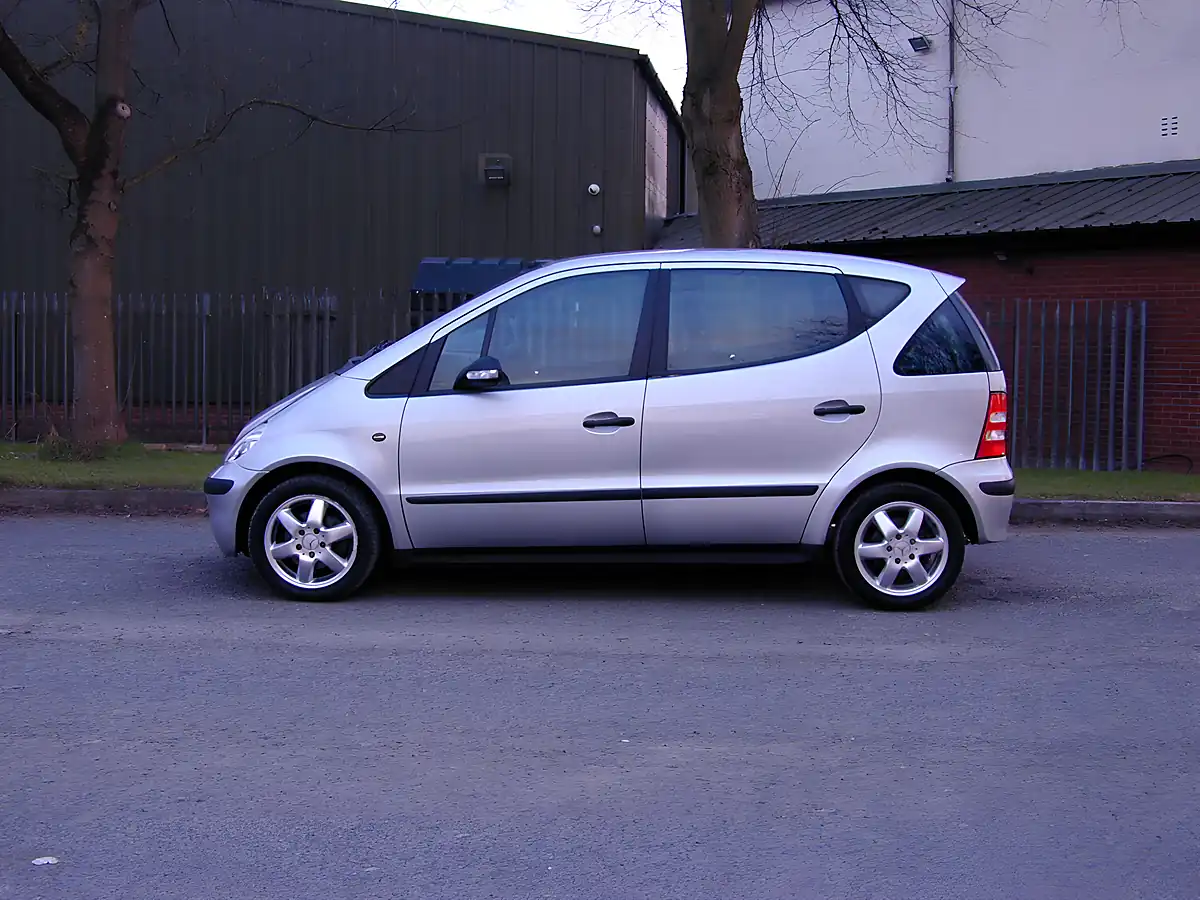 Used 2003 Mercedes-Benz a Class Classic Se Lwb Silver - Interior and Exterior details 7