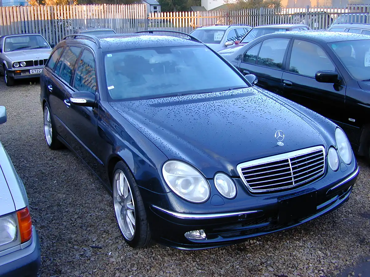 Used 2003 Mercedes-Benz E Class Estate Dark Blue Metallic - Front View