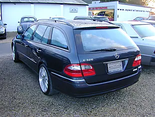 Used 2003 Mercedes-Benz E Class Estate Dark Blue Metallic - Interior and Exterior details 3