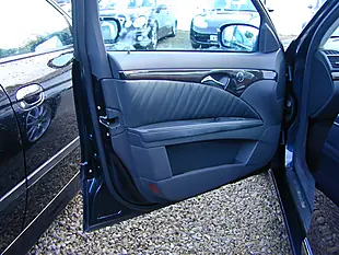 Used 2003 Mercedes-Benz E Class Estate Dark Blue Metallic - Interior and Exterior details 9