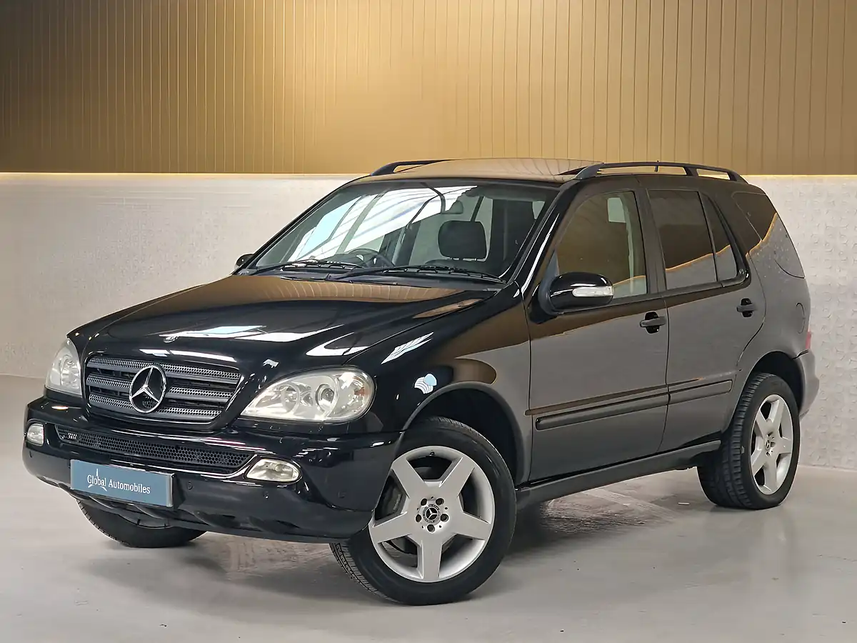 Used 2003 Mercedes-Benz M-Class Luxury Obsidian Black - Interior and Exterior details 6