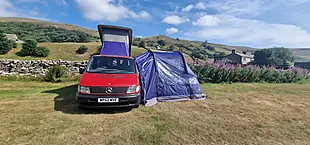 Used 2003 Mercedes-Benz Vito 108 Red - Interior and Exterior details 8