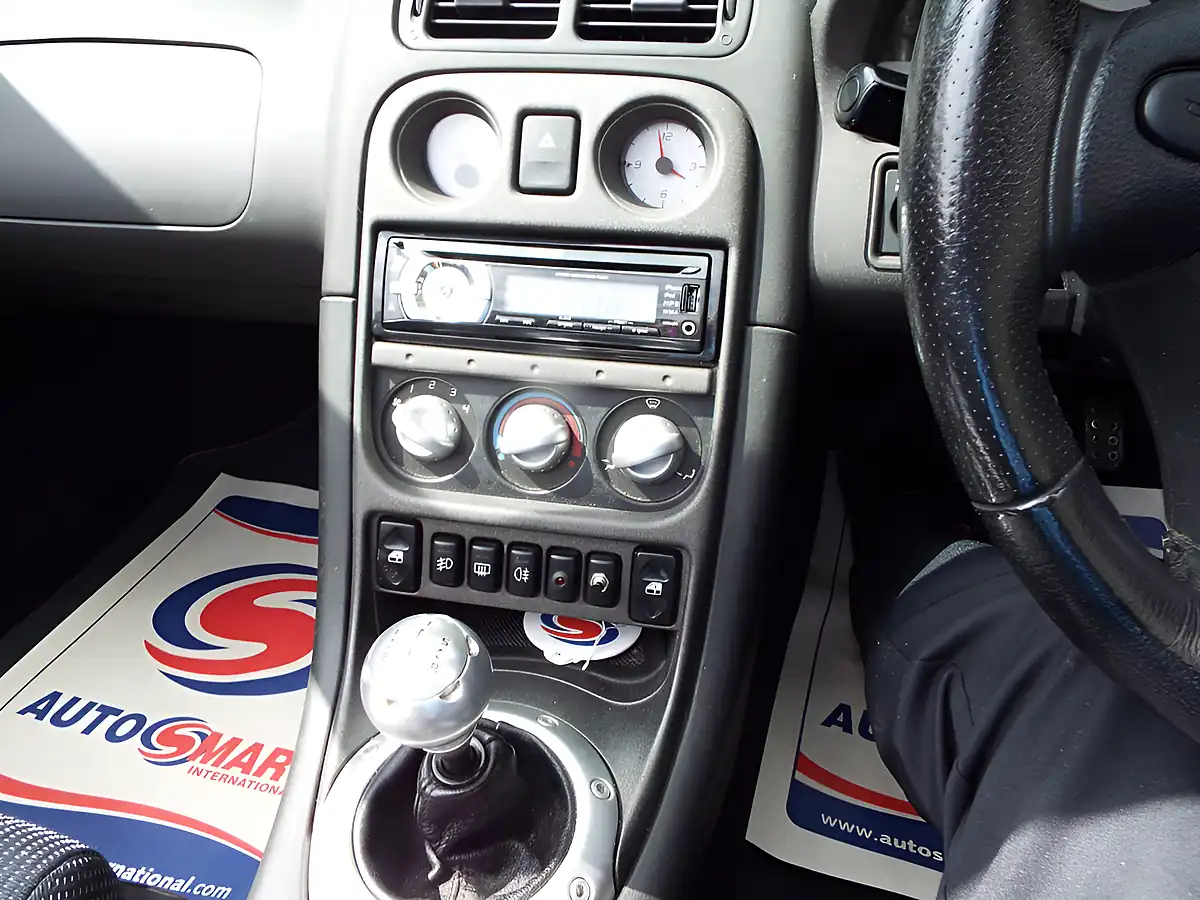 Used 2003 MG Tf Convertible Blue - Interior and Exterior details 12