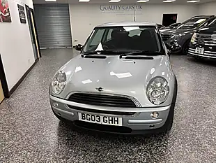 Used 2003 MINI Hatch One Silver - Interior and Exterior details 8