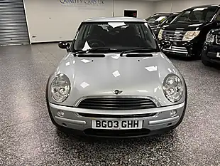 Used 2003 MINI Hatch One Silver - Interior and Exterior details 9