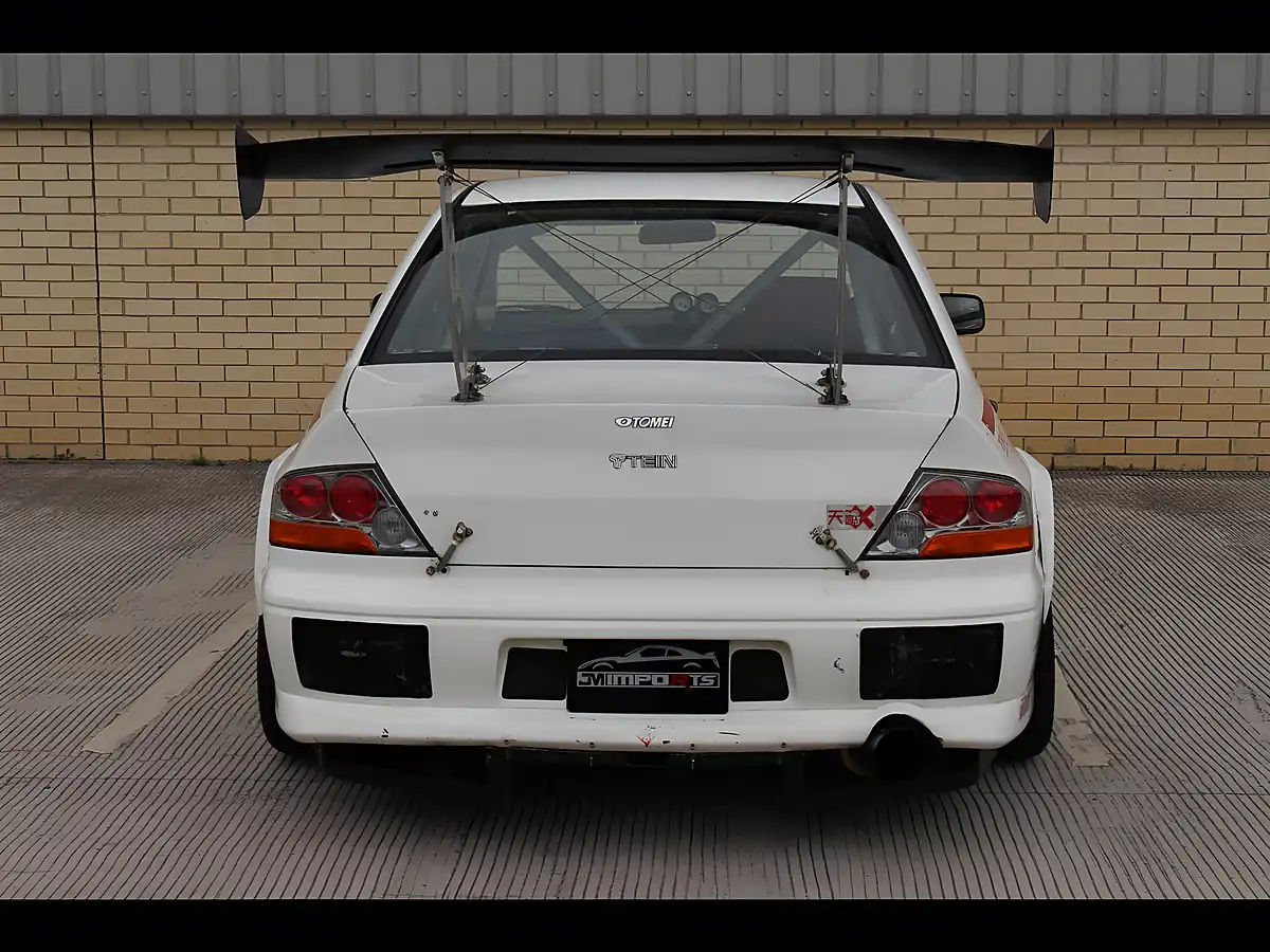 Used 2003 Mitsubishi Lancer Evo 8 RS Oem White - Interior and Exterior details 10