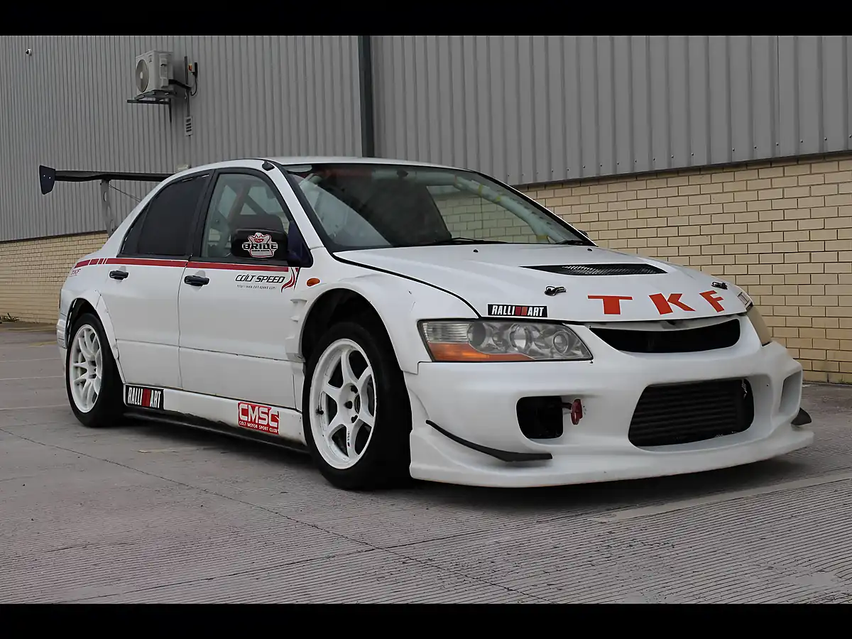 Used 2003 Mitsubishi Lancer Evo 8 RS Oem White - Interior and Exterior details 2
