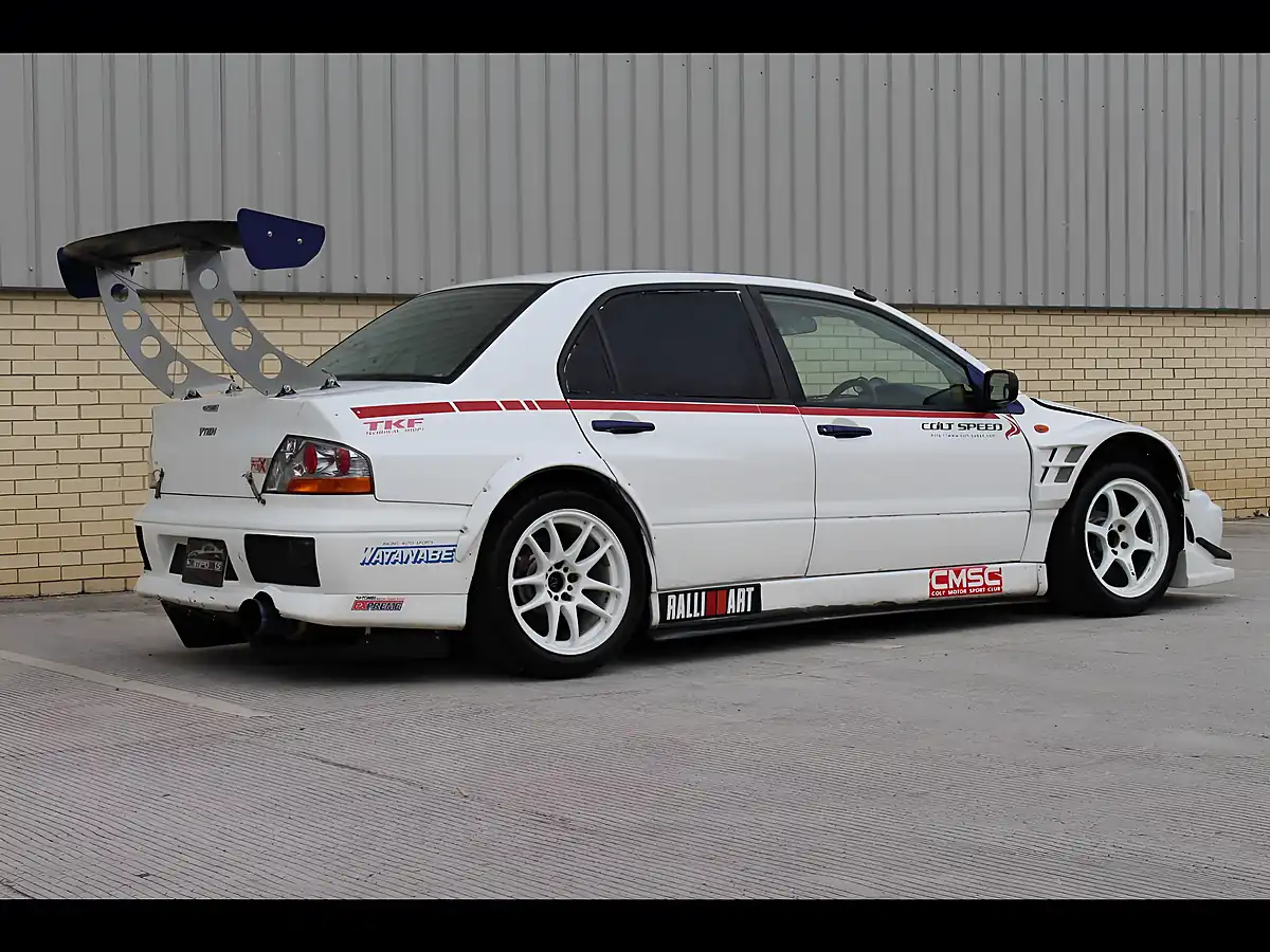 Used 2003 Mitsubishi Lancer Evo 8 RS Oem White - Interior and Exterior details 4