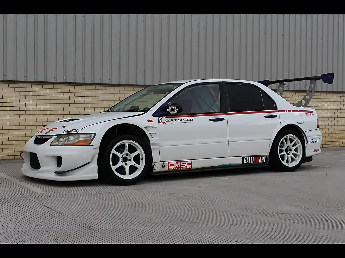Used 2003 Mitsubishi Lancer Evo 8 RS Oem White - Interior and Exterior details 7