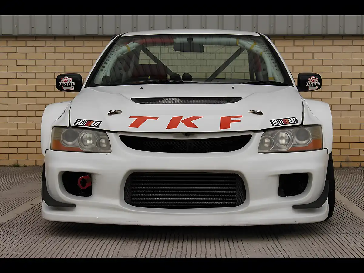 Used 2003 Mitsubishi Lancer Evo 8 RS Oem White - Interior and Exterior details 9