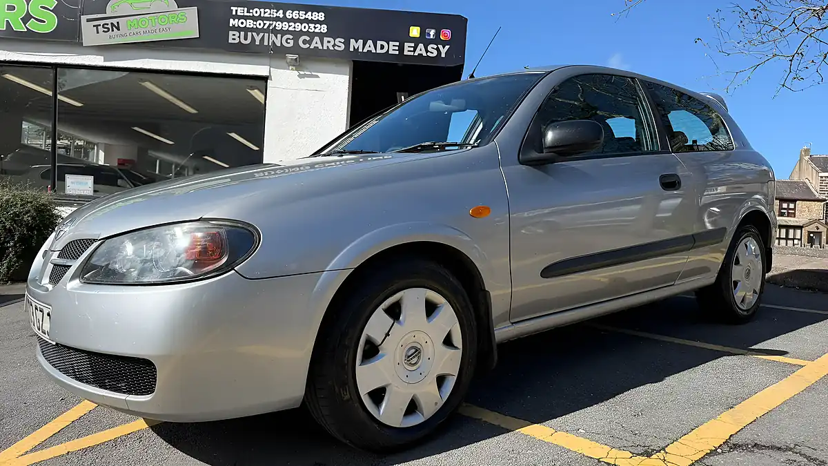 Used 2003 Nissan Almera Pulse Silver - Interior and Exterior details 3