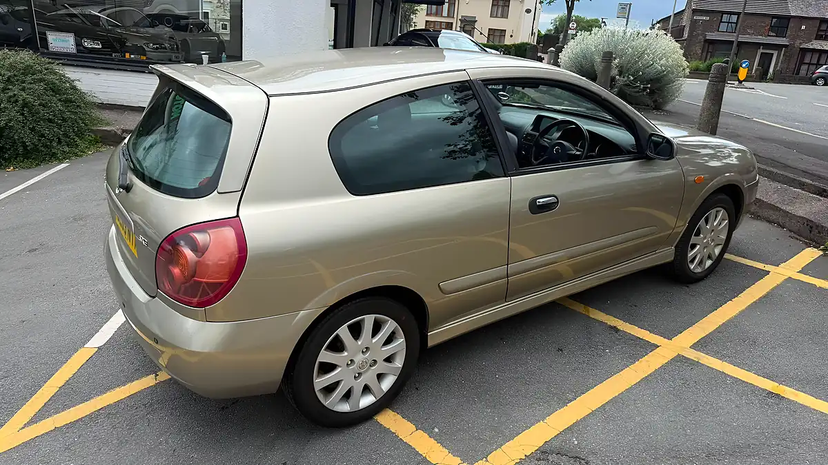 Used 2003 Nissan Almera Sxe Gold - Interior and Exterior details 14