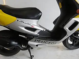 Used 2003 Peugeot Speedfight 125 Yellow - Interior and Exterior details 5