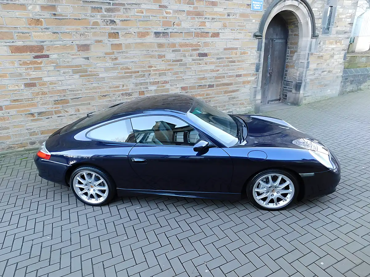 Used 2003 Porsche 911 Carrera 4 Midnight Blue - Interior and Exterior details 3
